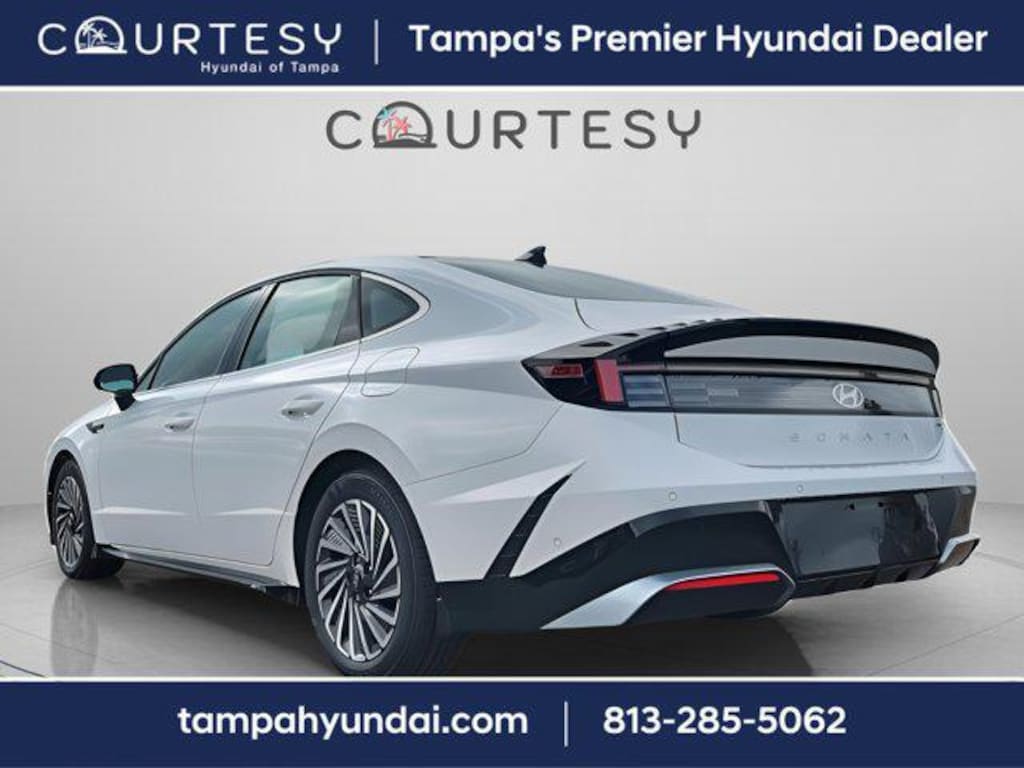 New 2025 Hyundai Sonata Hybrid Limited Sedan
