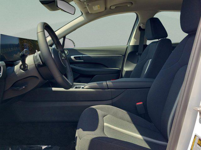 2025 Hyundai Sonata Hybrid SEL - Photo 19