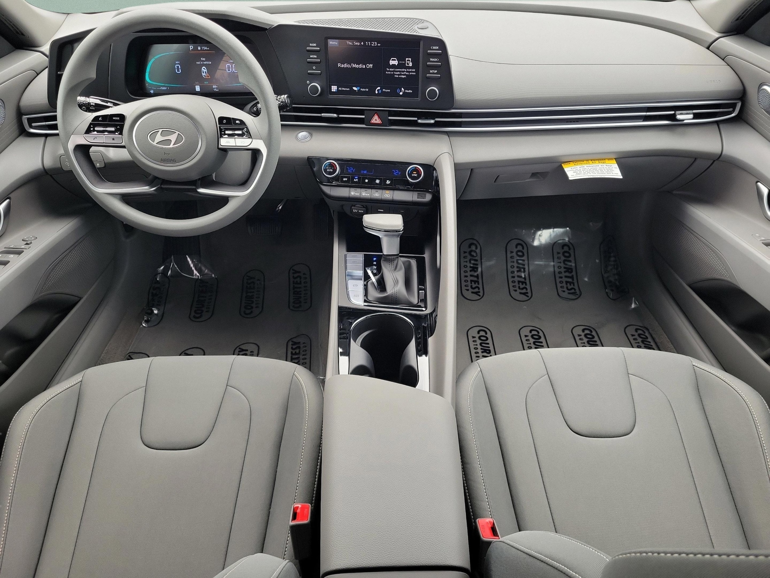 2025 Hyundai Elantra Blue - Photo 10