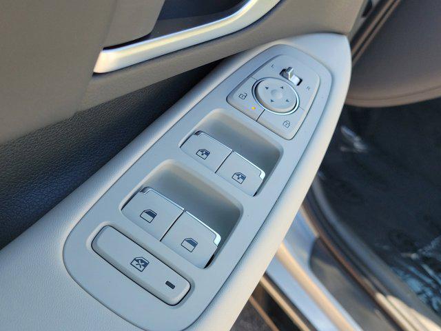 2025 Hyundai Sonata SEL - Photo 30