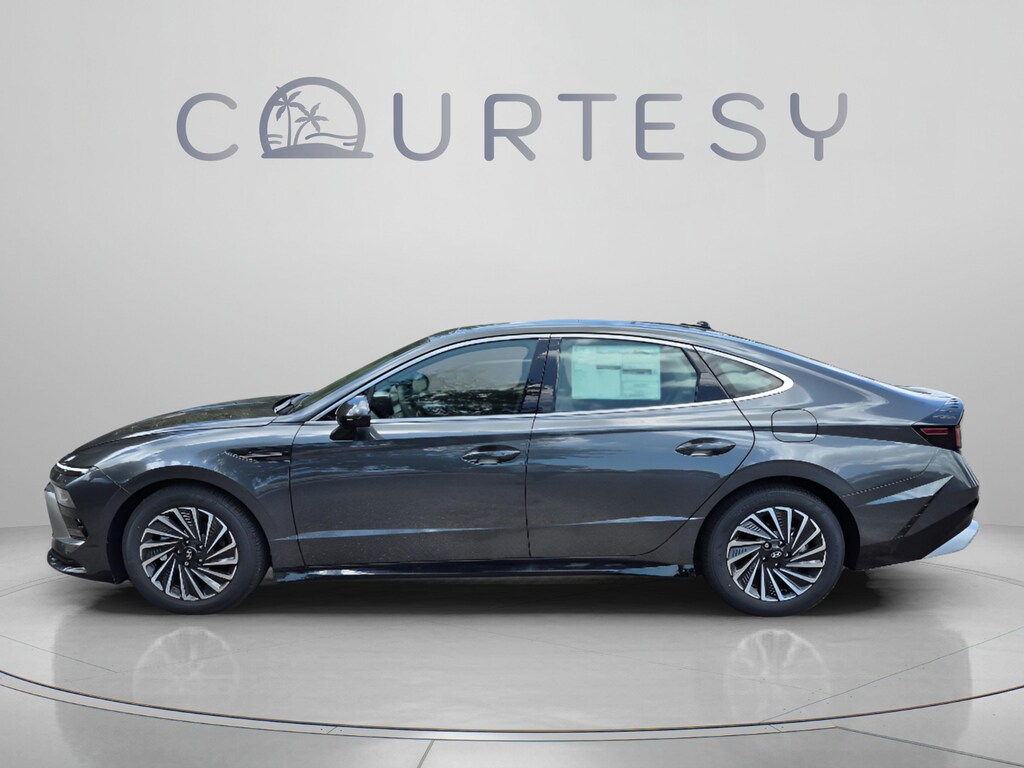 New 2026 Hyundai Sonata Hybrid SEL Sedan