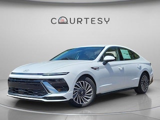 2025 Hyundai Sonata Hybrid SEL Sedan