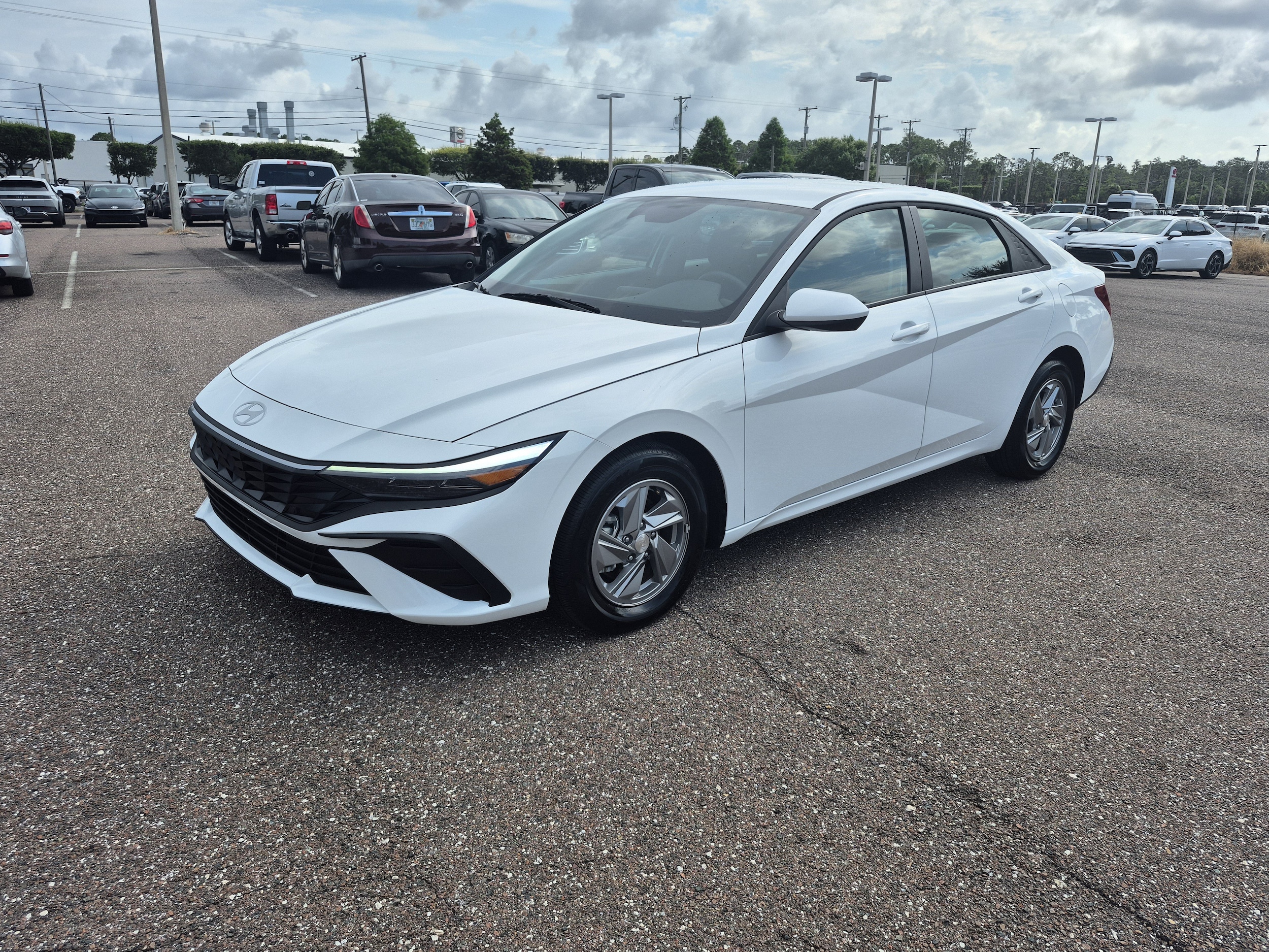 2025 Hyundai Elantra