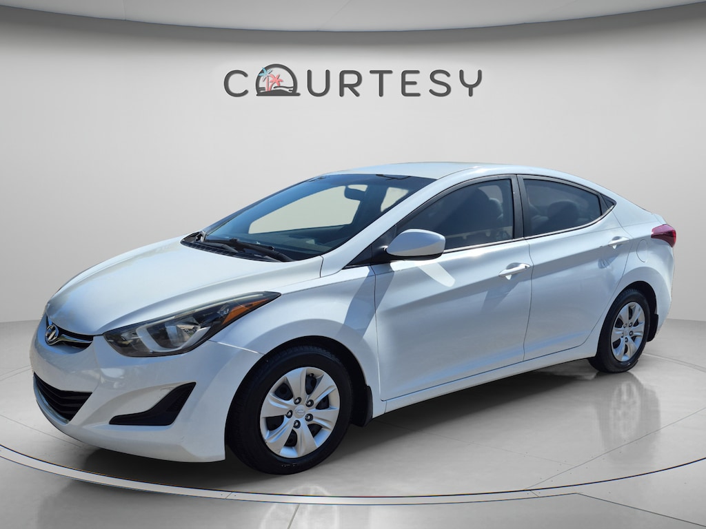 Used 2016 Hyundai Elantra SE Sedan