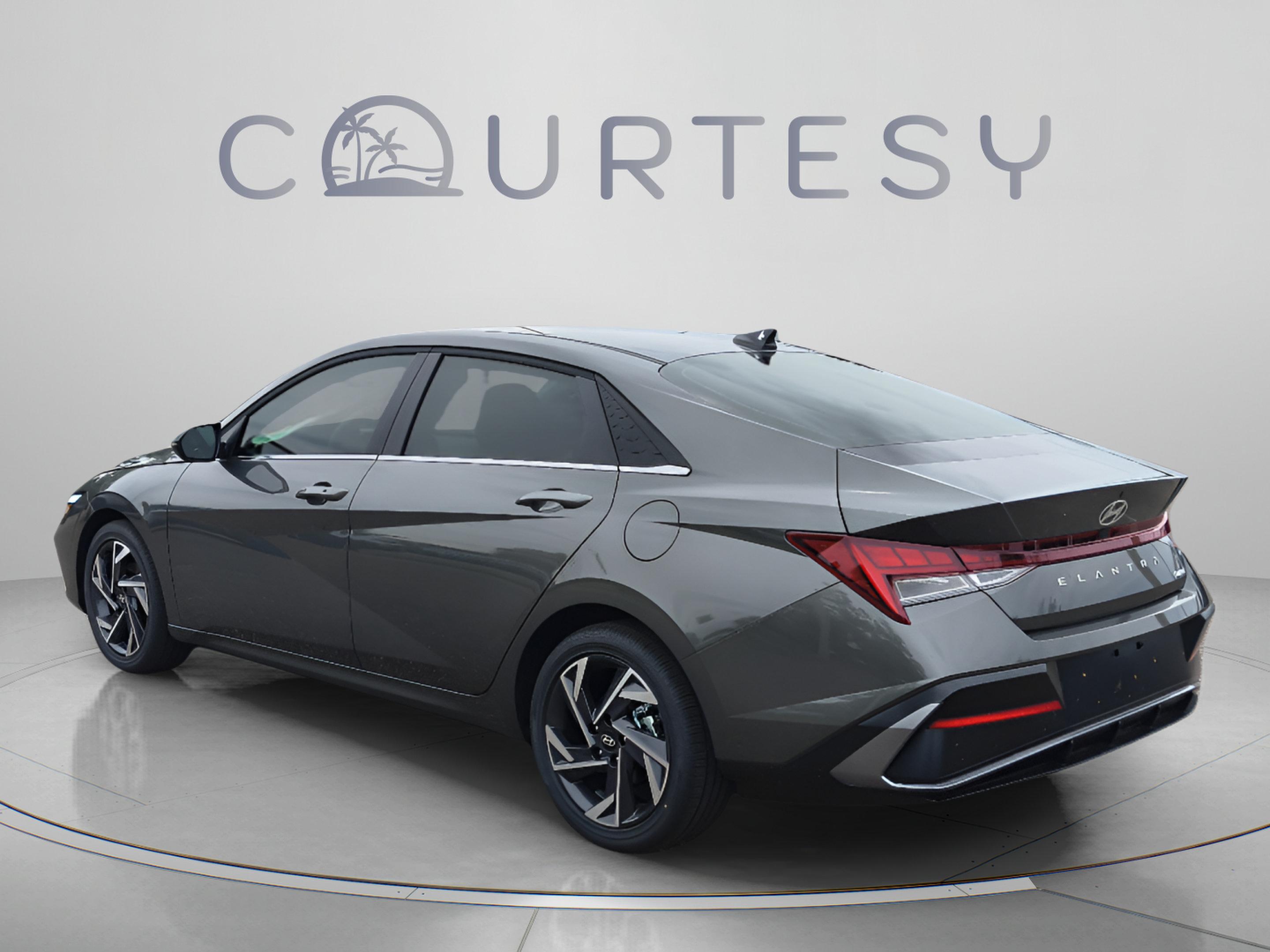 New 2026 Hyundai Elantra Limited Sedan