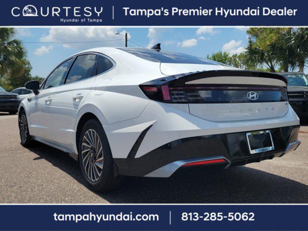 New 2025 Hyundai Sonata Hybrid SEL Sedan