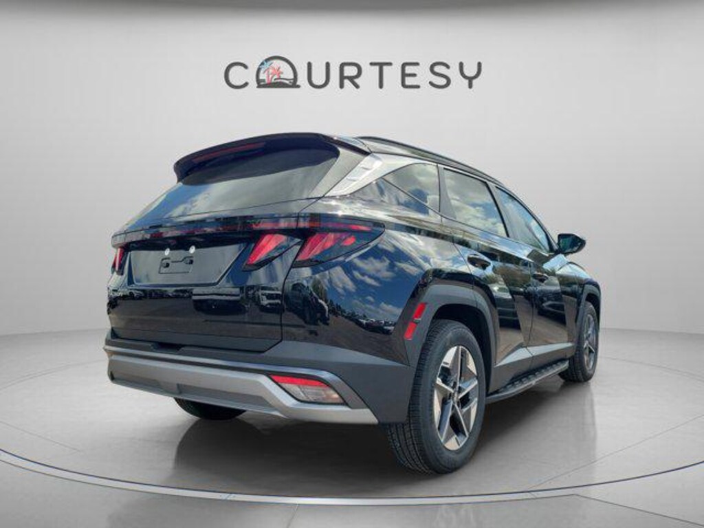 New 2026 Hyundai Tucson SEL FWD SUV