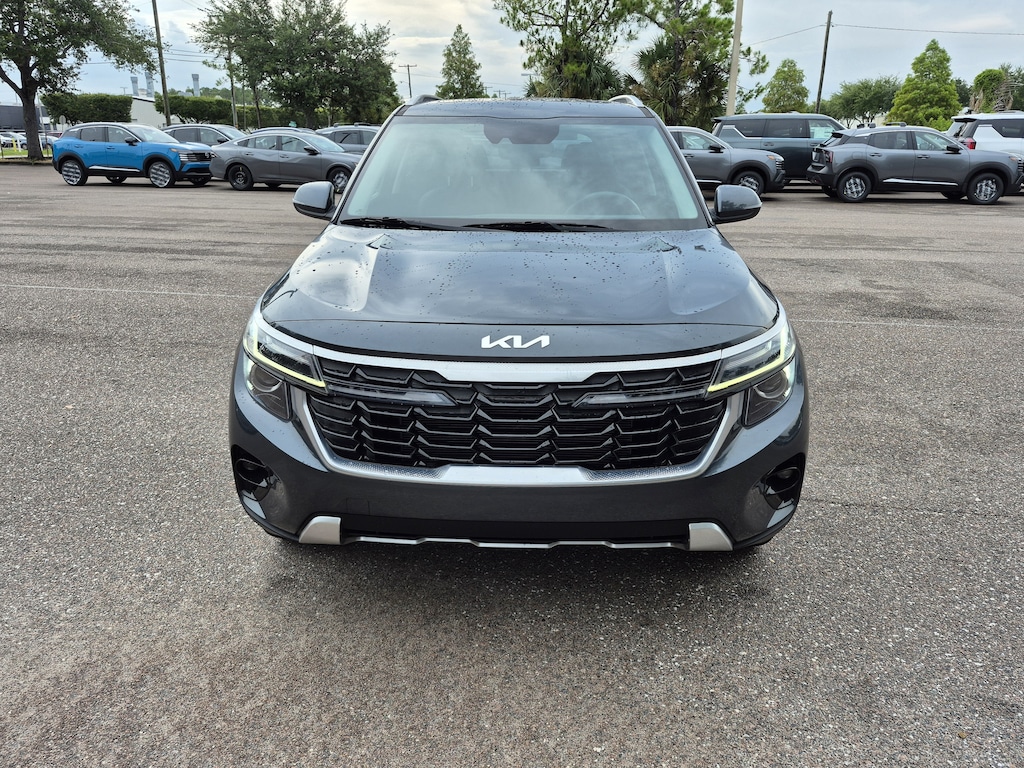 Used 2024 Kia Seltos EX SUV
