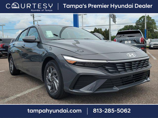 2025 Hyundai Elantra Hybrid Blue photo 2