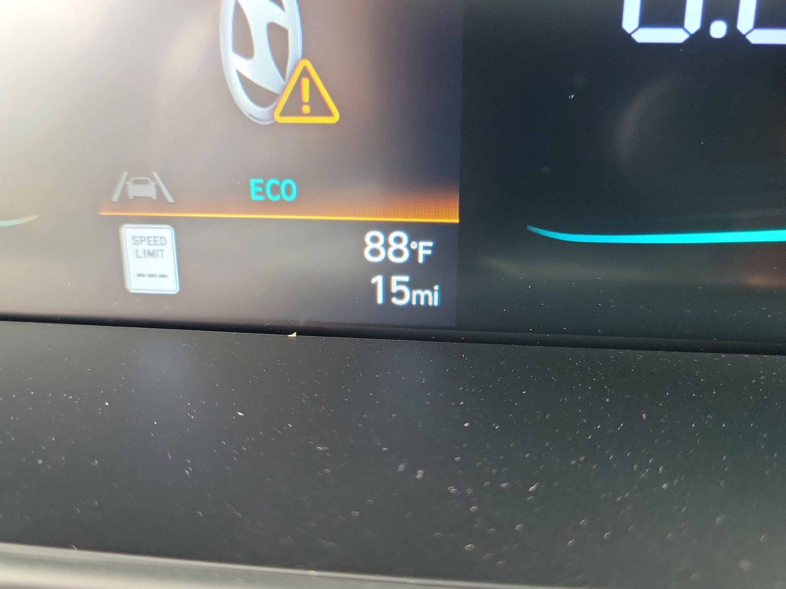 2025 Hyundai Elantra Blue - Photo 18