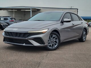 2024 Hyundai Elantra SEL Sedan