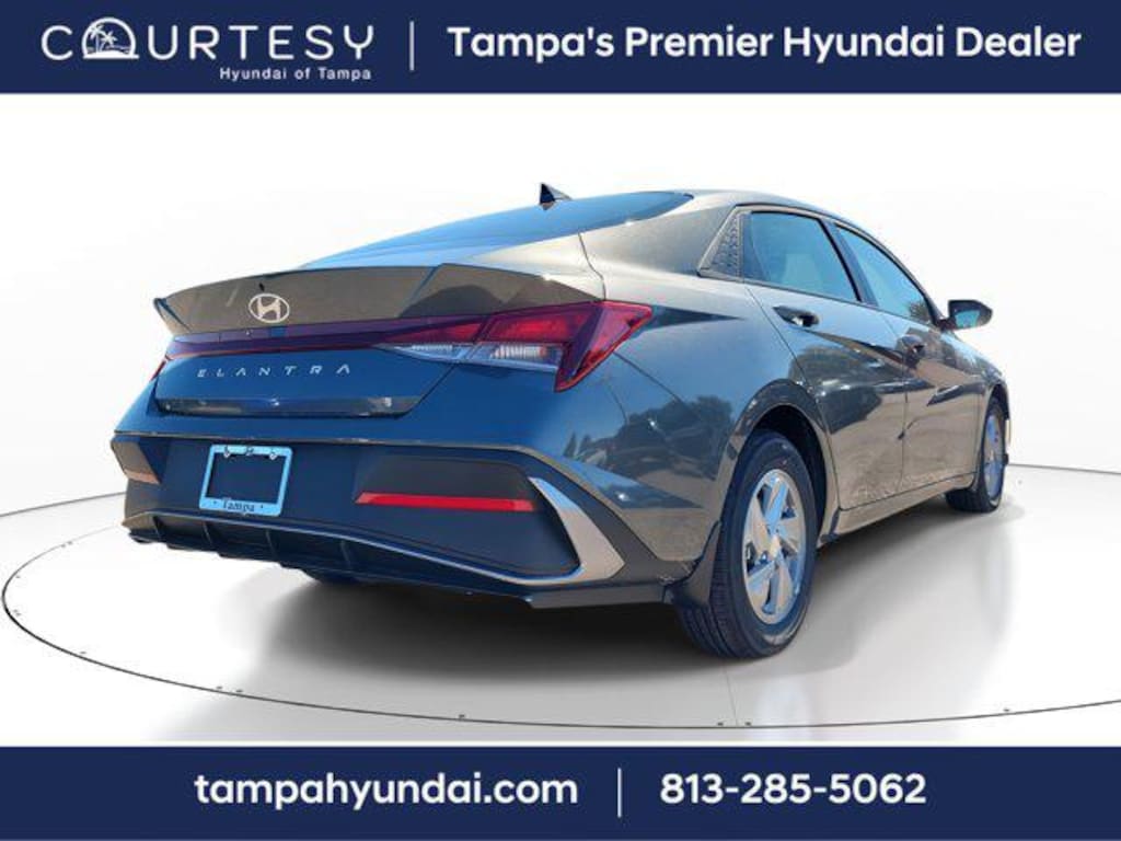 New 2026 Hyundai Elantra SE Sedan