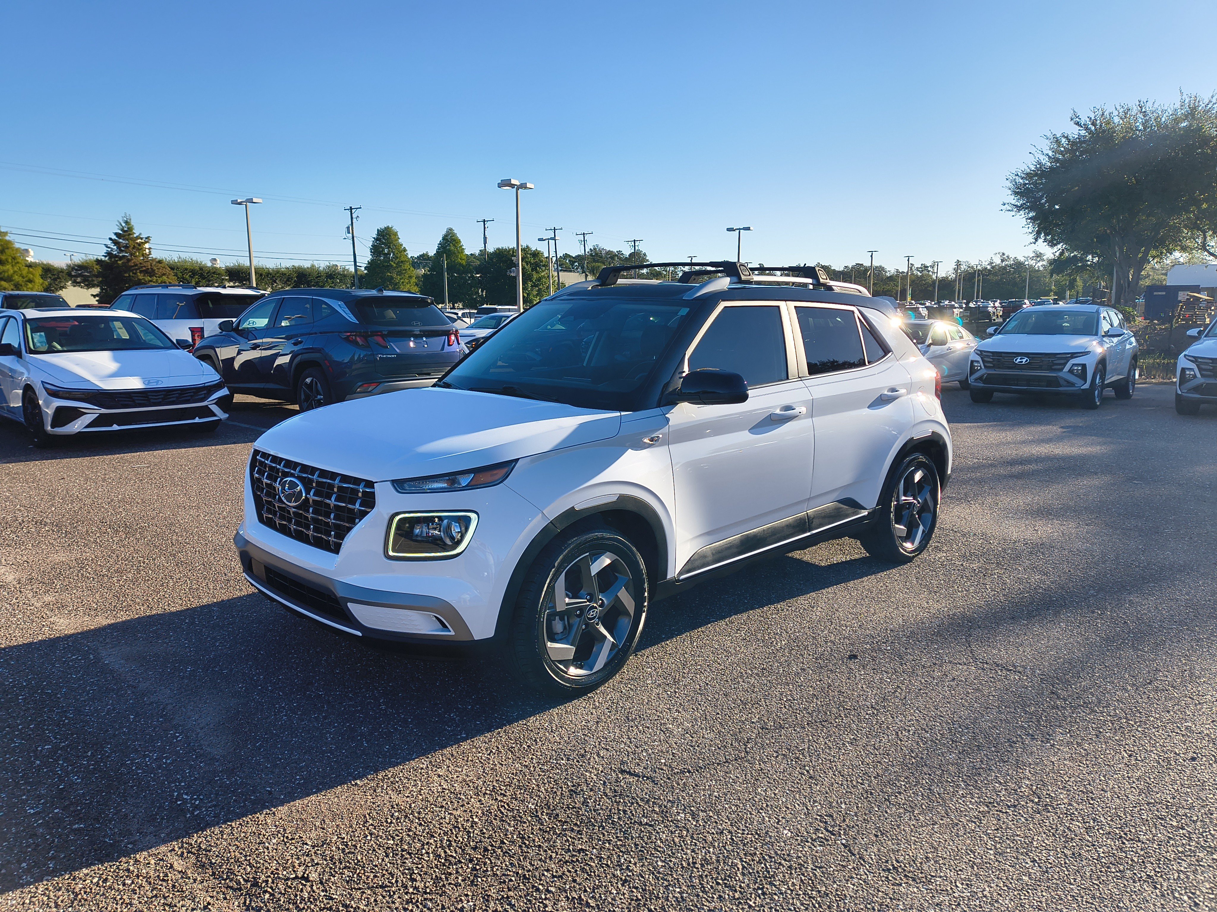 2023 Hyundai Venue Limited SUV