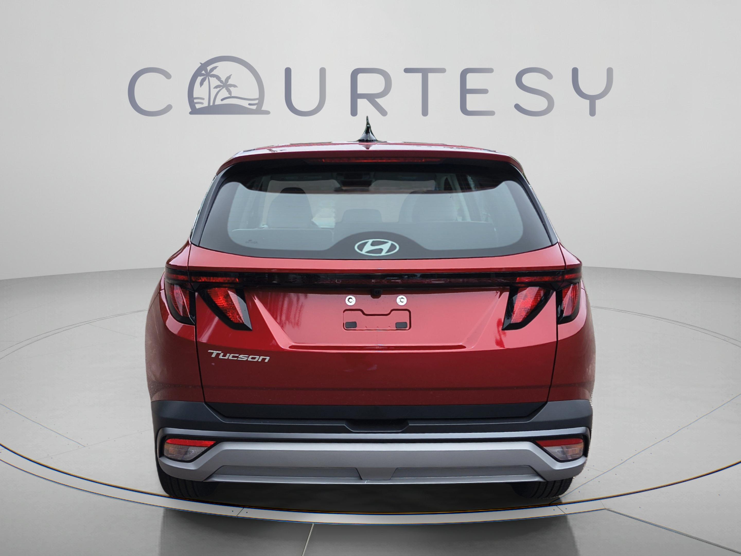 New 2026 Hyundai Tucson SE FWD SUV