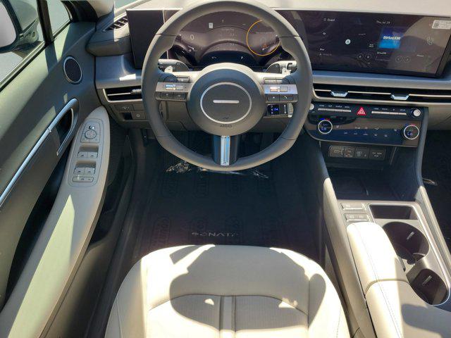 2025 Hyundai Sonata SEL - Photo 10