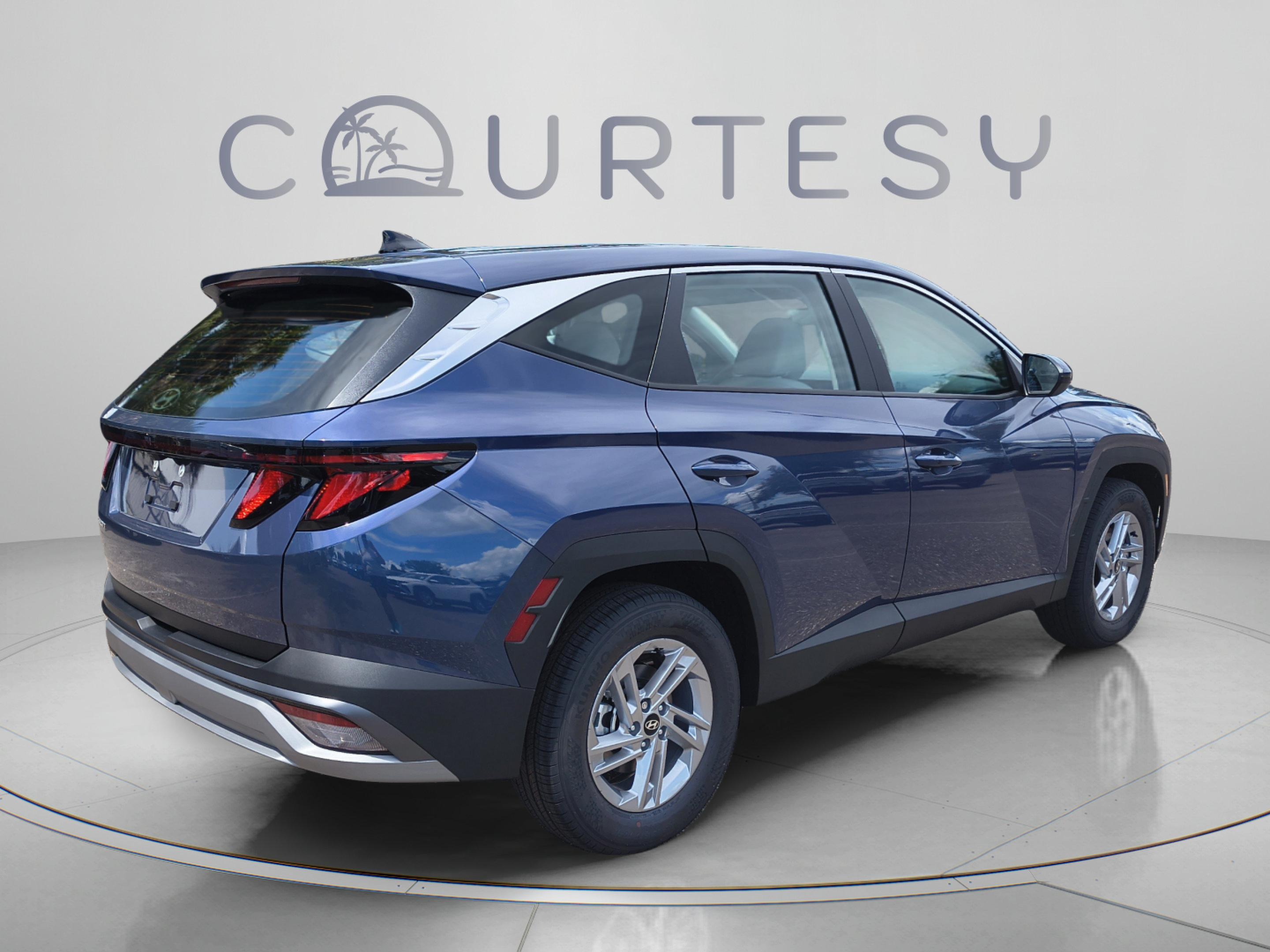 New 2026 Hyundai Tucson SE FWD SUV