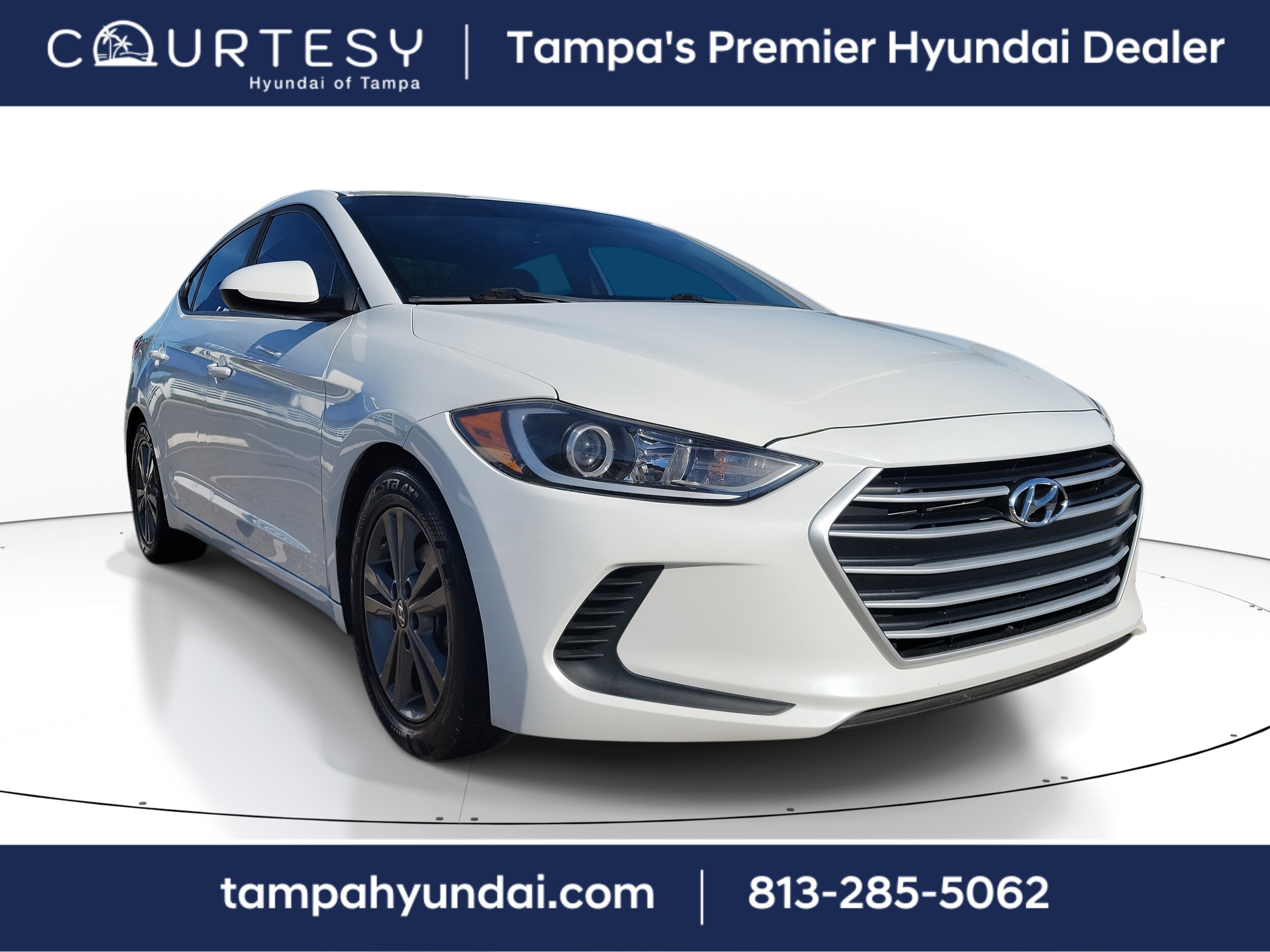 2018 Hyundai Elantra SEL photo 2