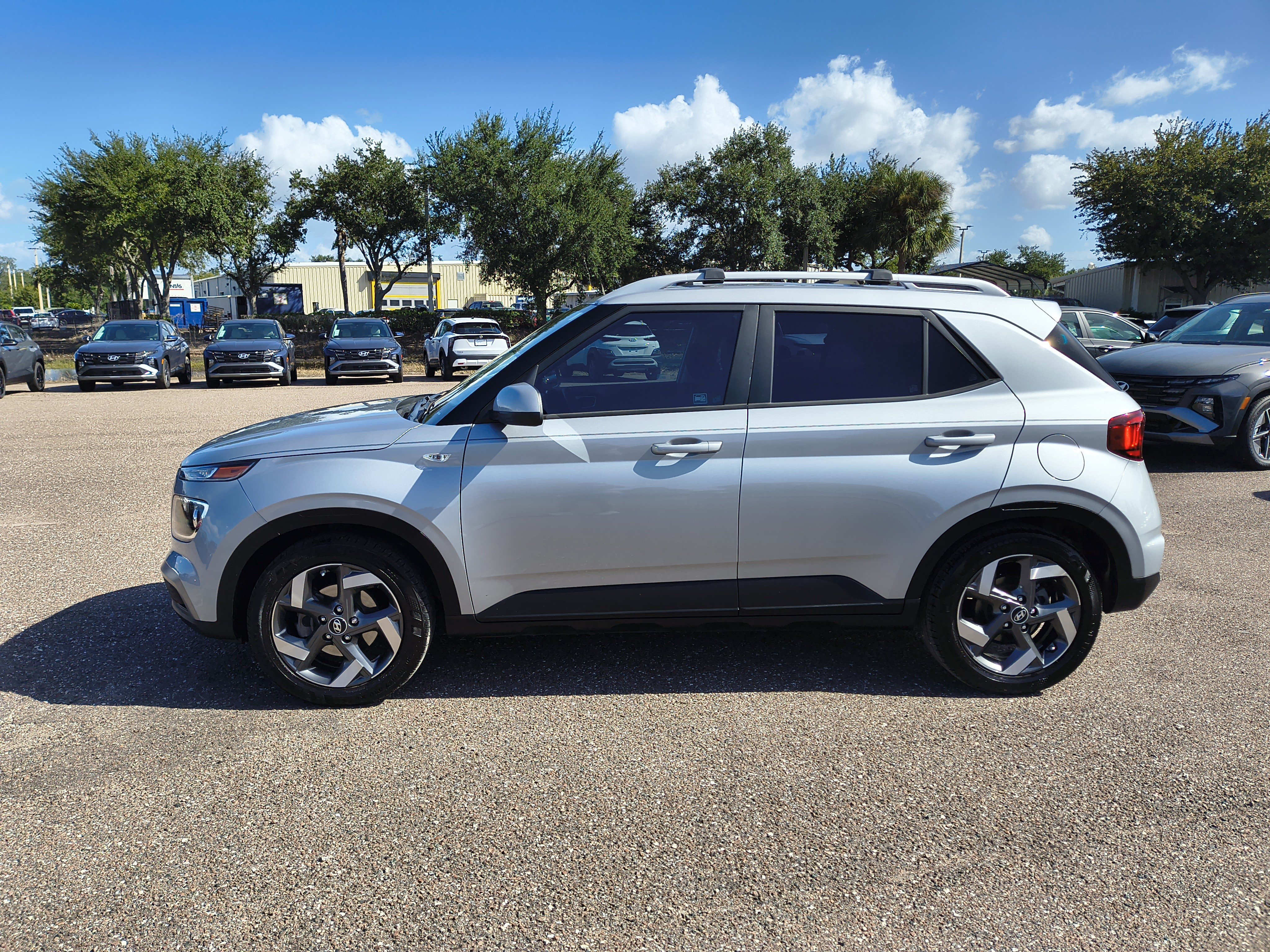 Used 2021 Hyundai Venue SEL SUV