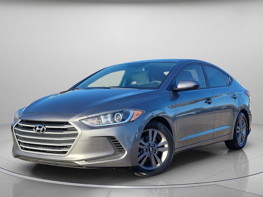 Used 2017 Hyundai Elantra SE Sedan