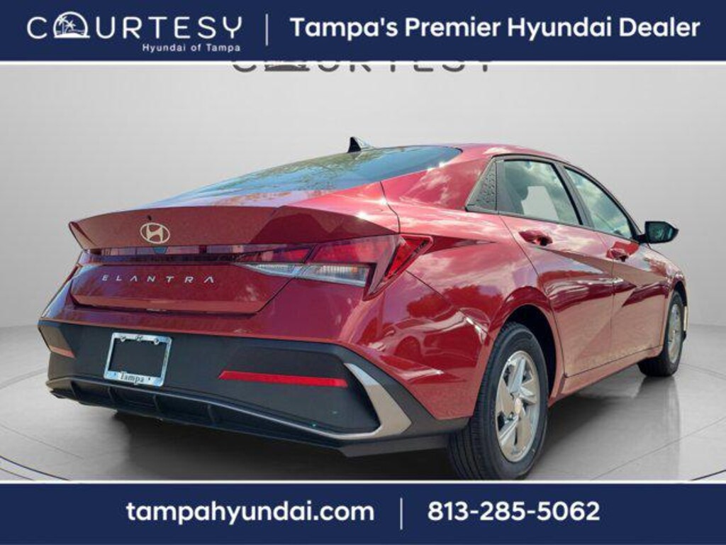 New 2026 Hyundai Elantra SE Sedan