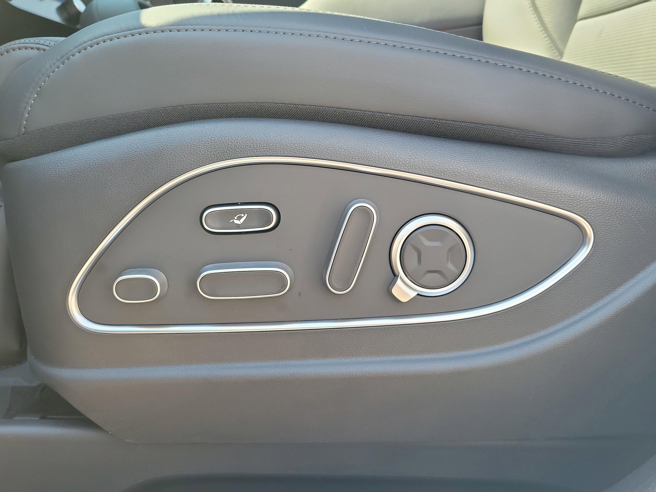 2026 Hyundai Palisade Calligraphy - Photo 15