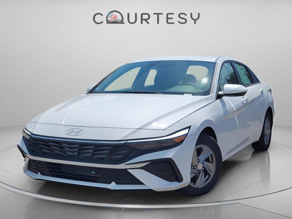 New 2026 Hyundai Elantra SE Sedan