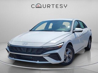 2026 Hyundai Elantra SE Sedan