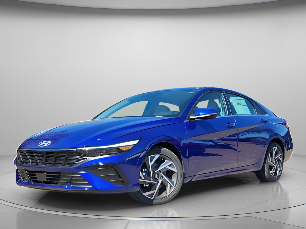 Certified 2025 Hyundai Elantra Limited Sedan