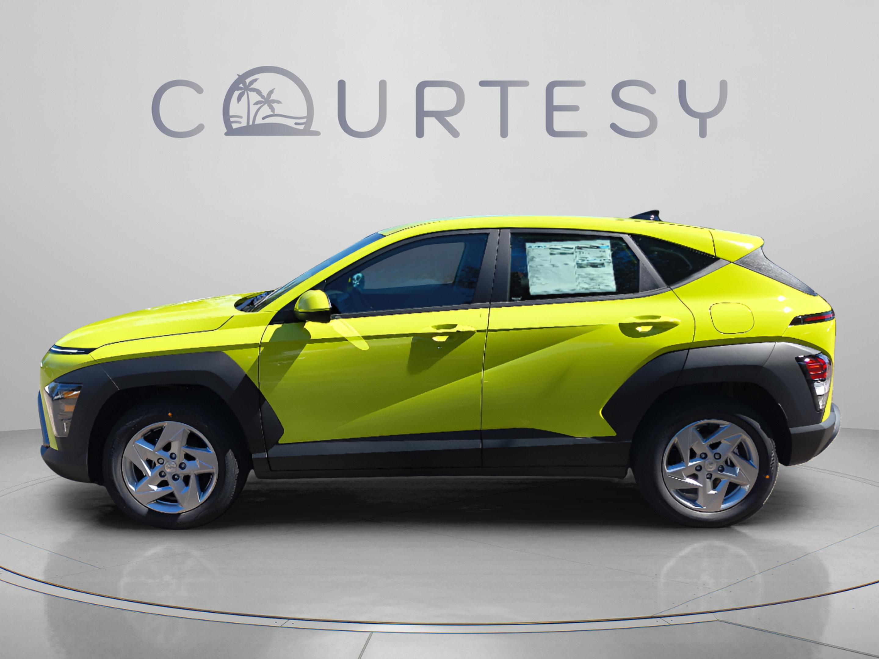 New 2027 Hyundai Kona SE FWD SUV