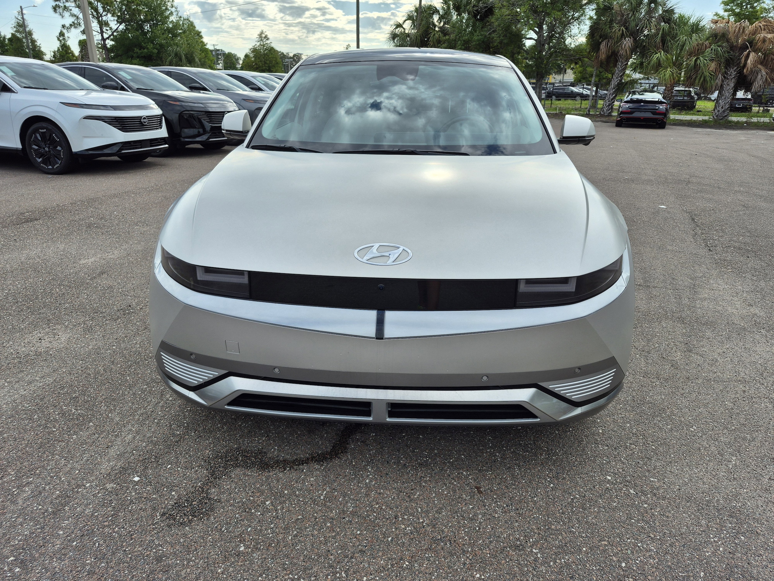 Certified 2024 Hyundai IONIQ 5 Limited with VIN KM8KR4DE5RU289227 for sale in Tampa, FL