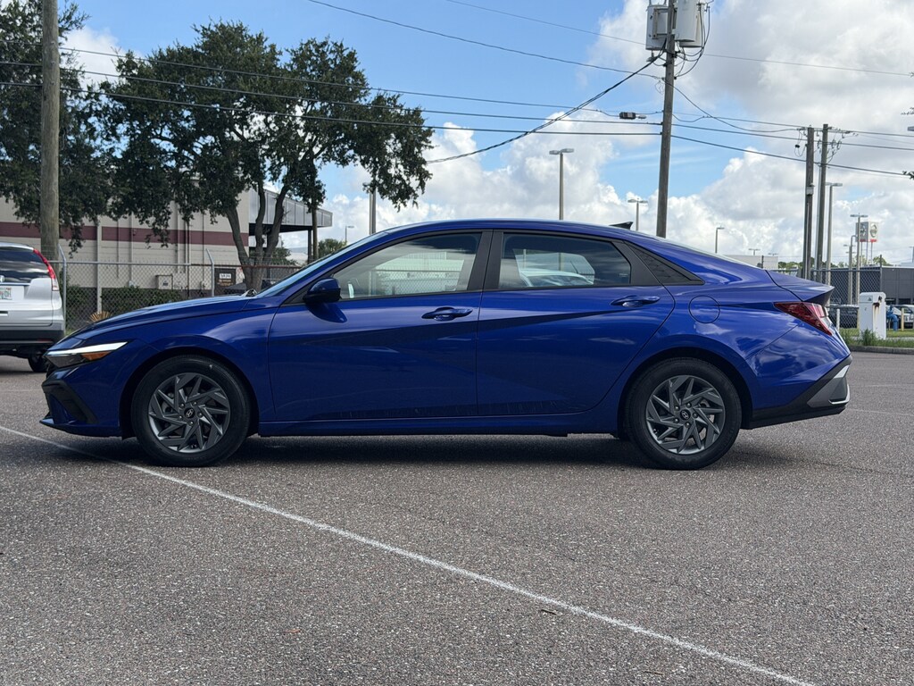 Used 2024 Hyundai Elantra SEL Sedan