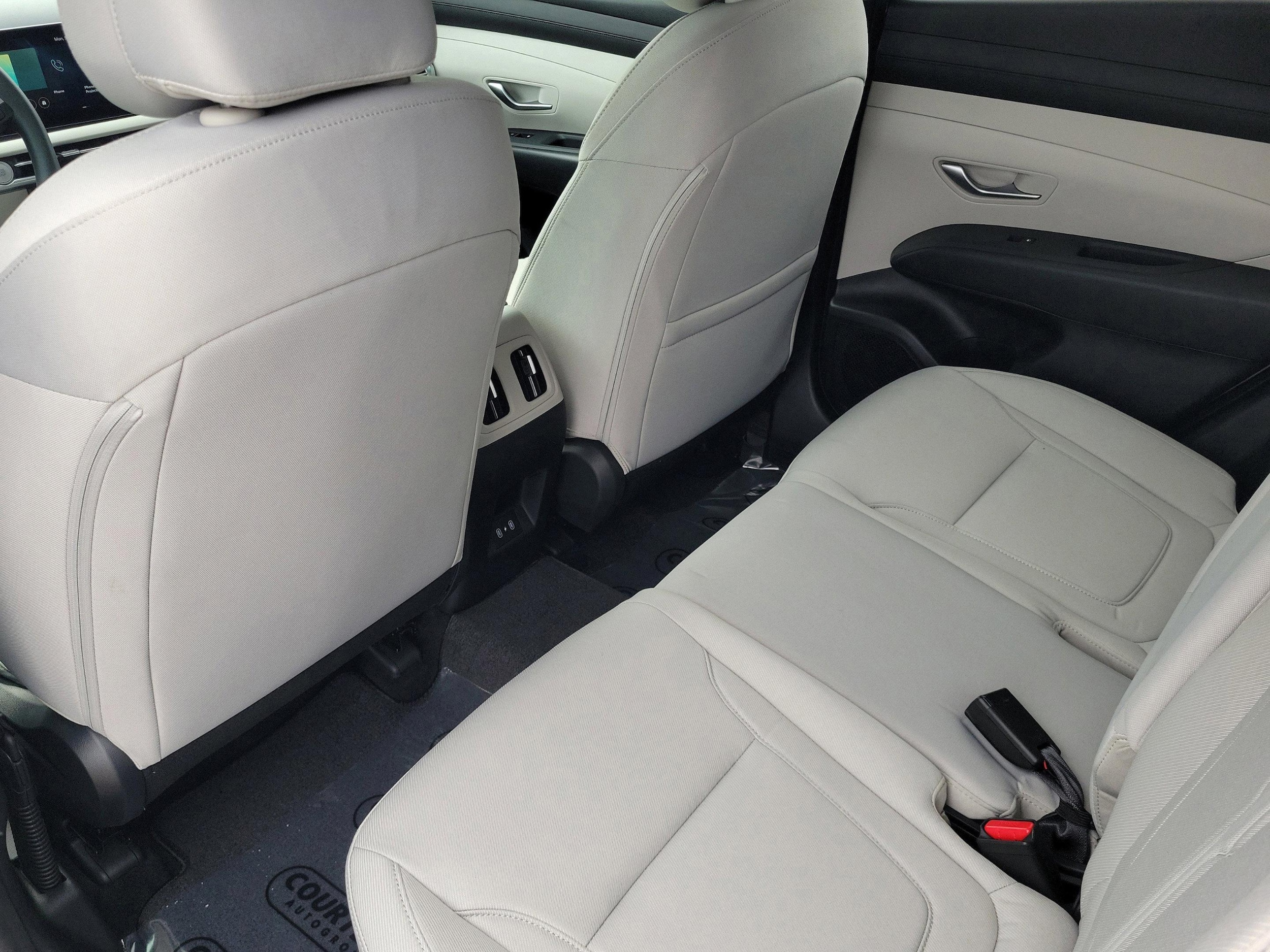 2026 Hyundai Tucson SEL - Photo 11