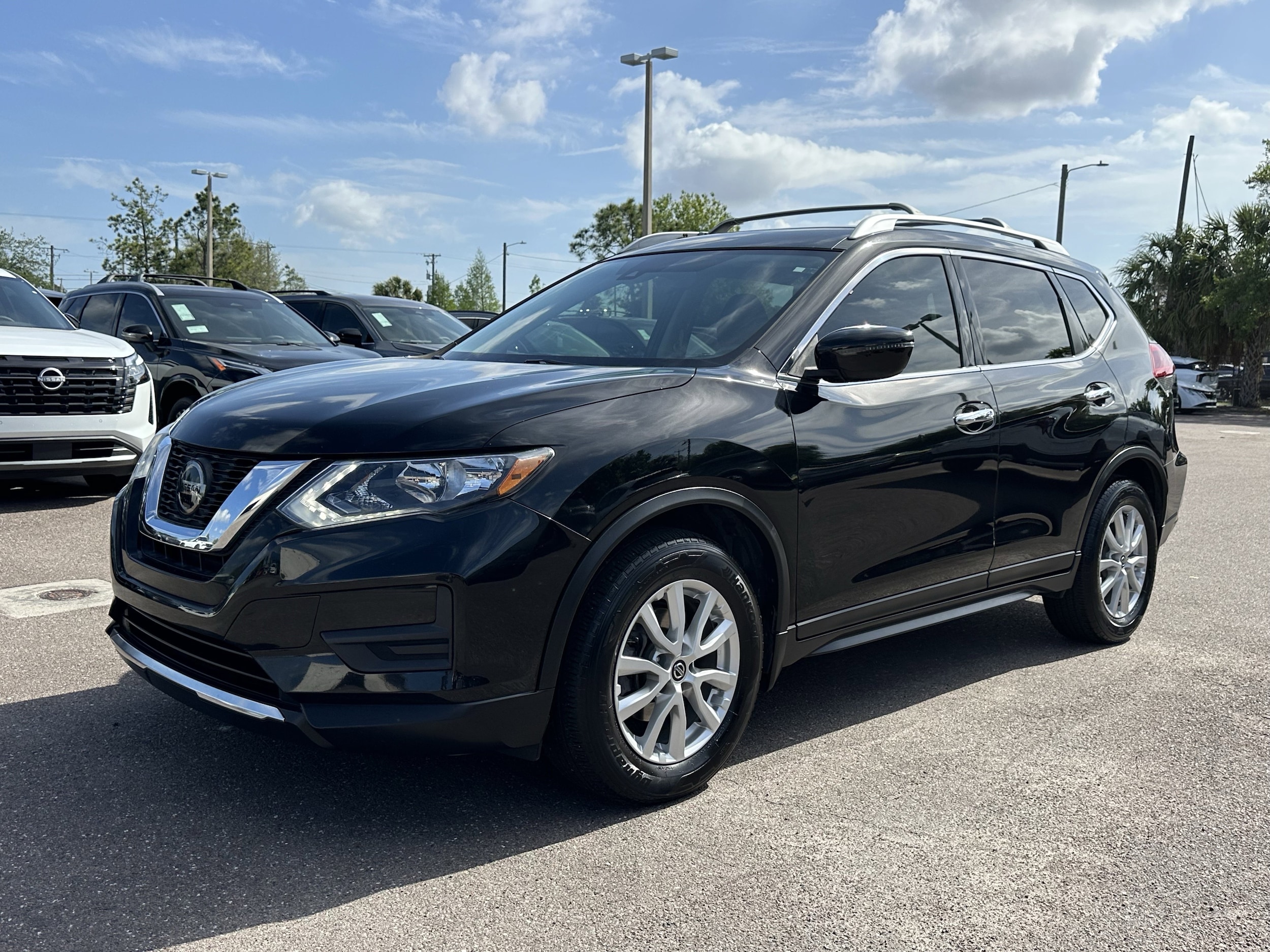 2020 Nissan Rogue SV
