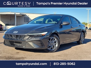 2024 Hyundai Elantra SEL Sedan