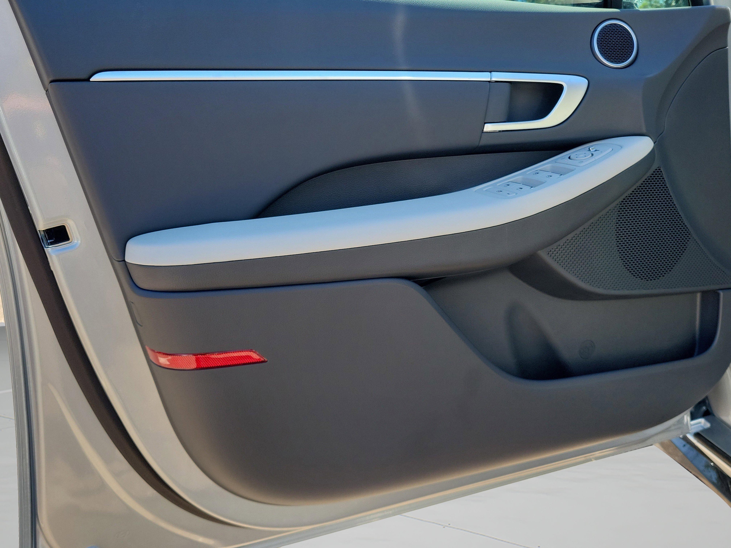 2025 Hyundai Sonata SEL - Photo 26