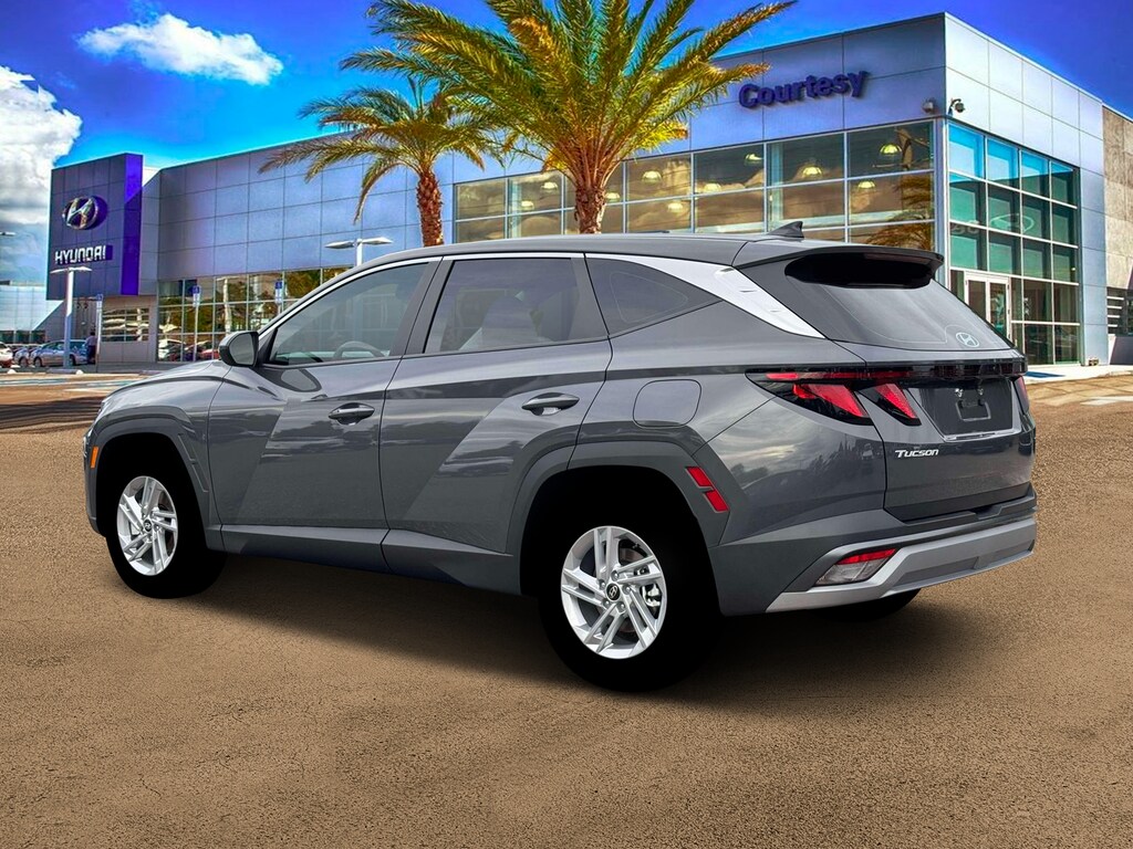 New 2026 Hyundai Tucson SE FWD SUV