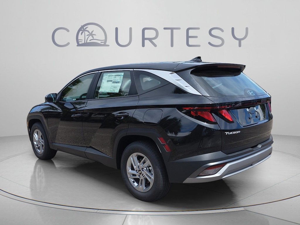 New 2026 Hyundai Tucson SE FWD SUV