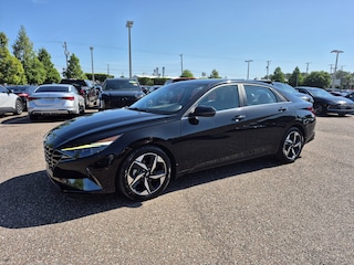 2023 Hyundai Elantra Limited Sedan