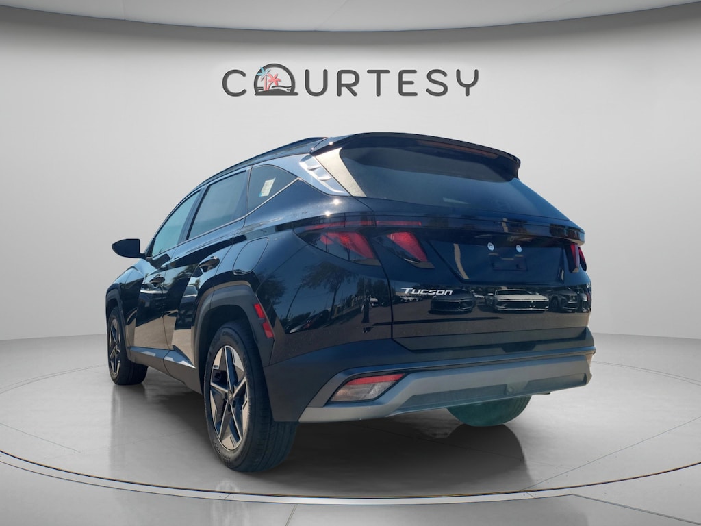 New 2026 Hyundai Tucson SEL FWD SUV