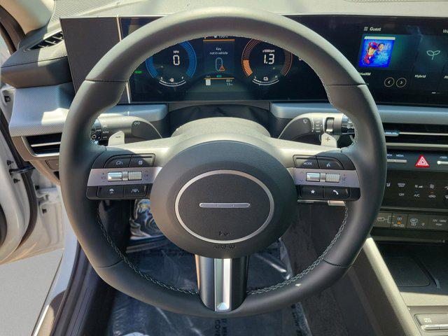 2025 Hyundai Sonata Hybrid SEL - Photo 16