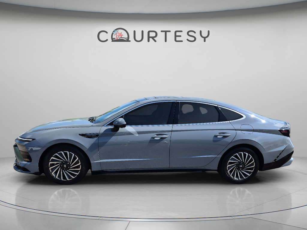 Certified 2024 Hyundai Sonata Hybrid Limited Sedan