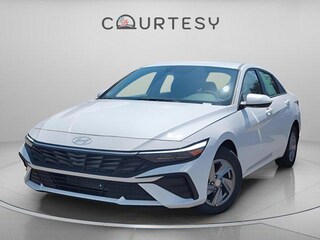 2026 Hyundai Elantra SE Sedan