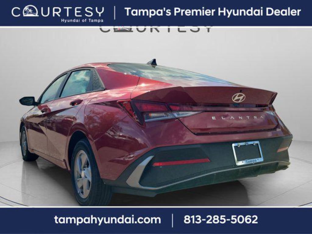 New 2026 Hyundai Elantra SE Sedan