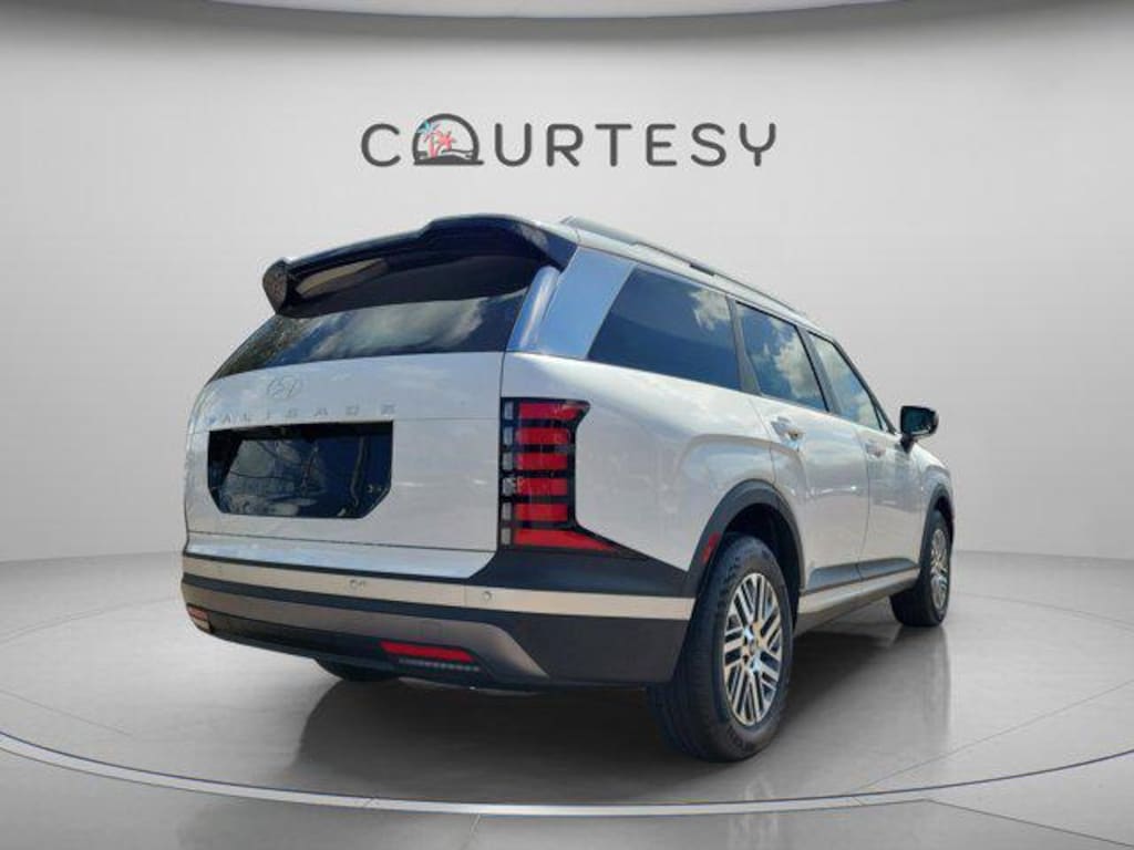 New 2026 Hyundai Palisade SEL FWD SUV
