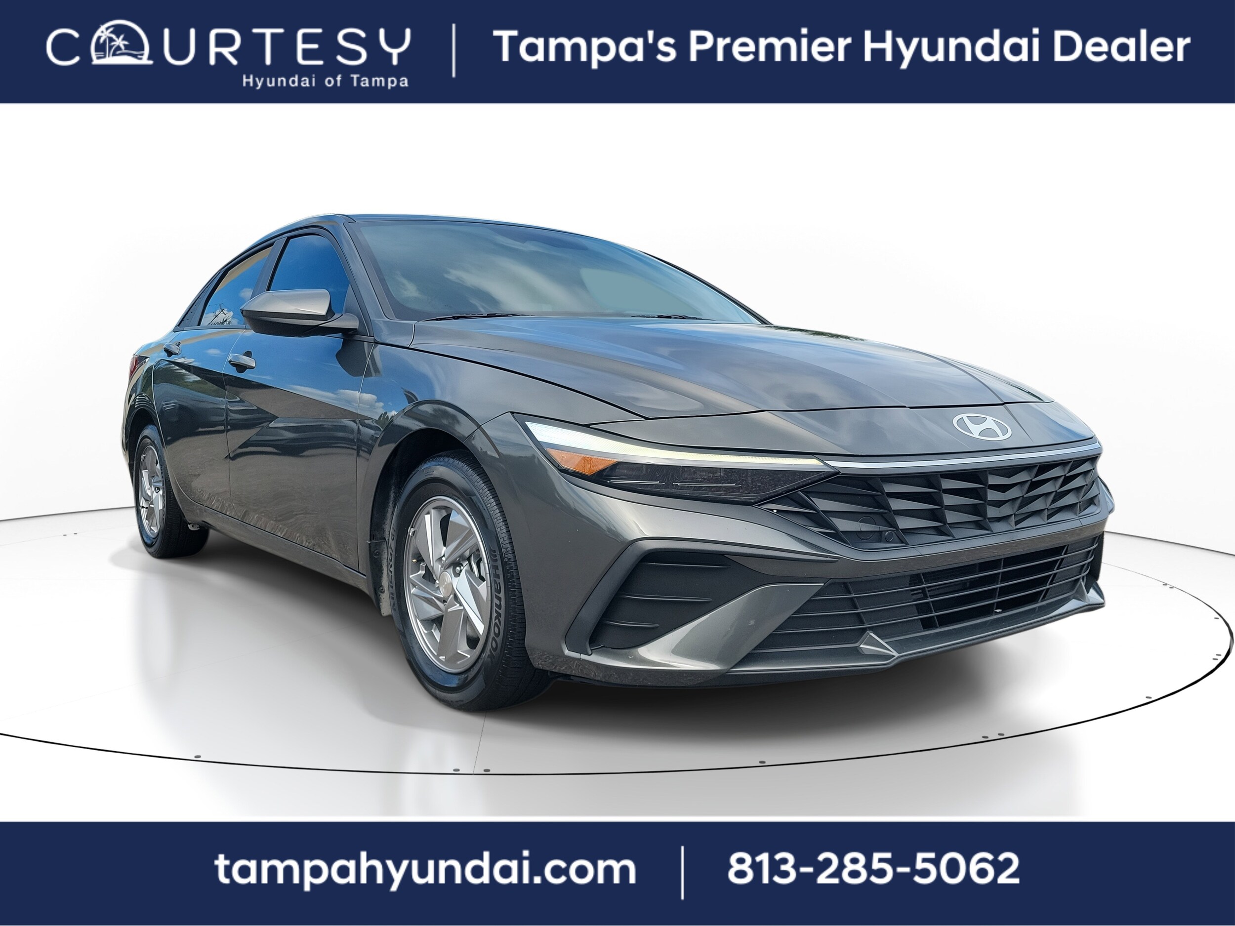 2024 Hyundai Elantra SE photo 2