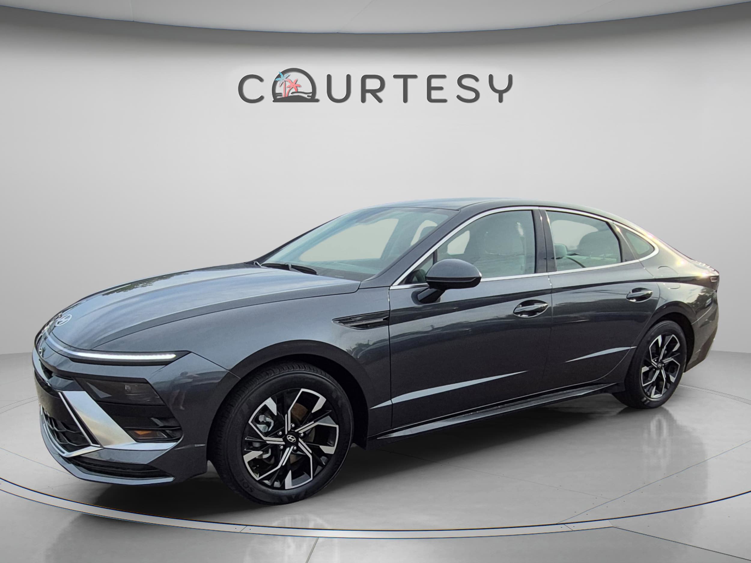 2025 Hyundai Sonata SEL's photo