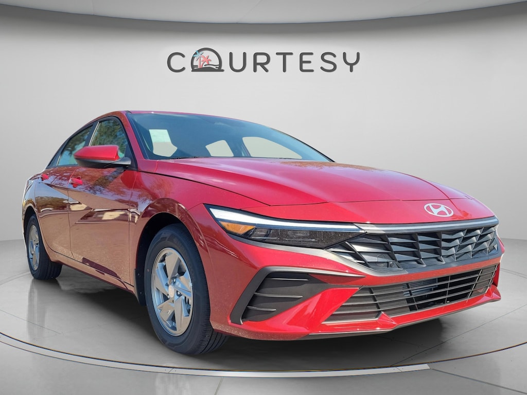 New 2026 Hyundai Elantra SE Sedan