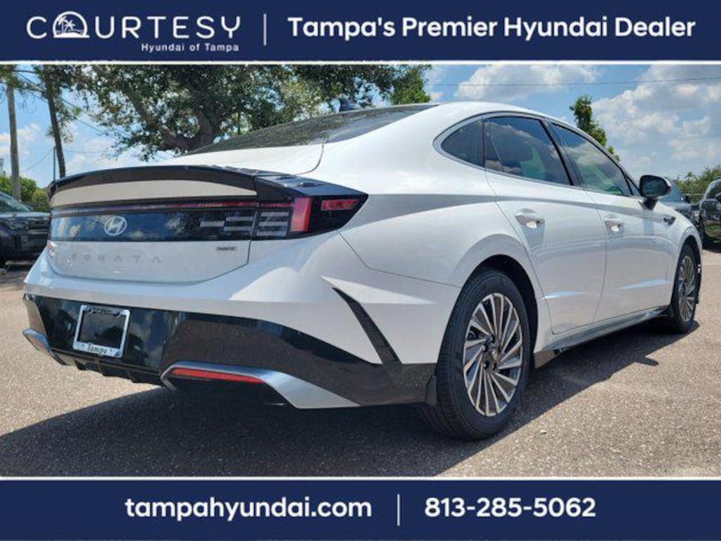 New 2025 Hyundai Sonata Hybrid SEL Sedan