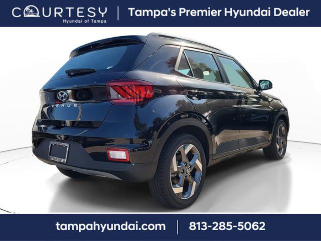 New 2025 Hyundai Venue SEL SUV