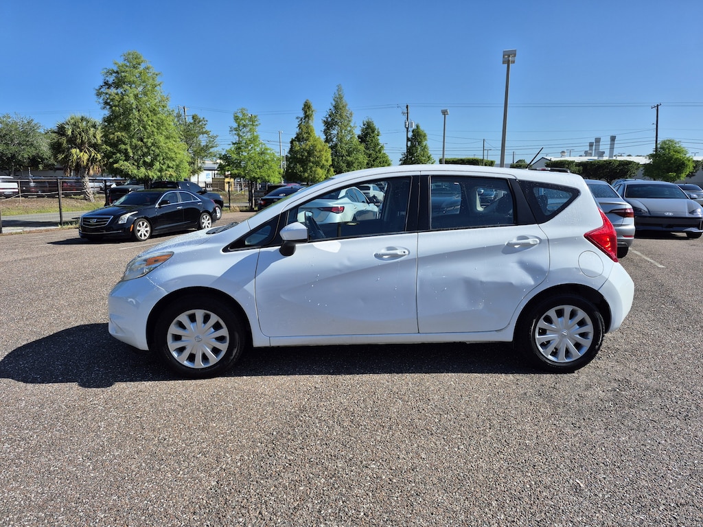 Used 2016 Nissan Versa Note SV Hatchback